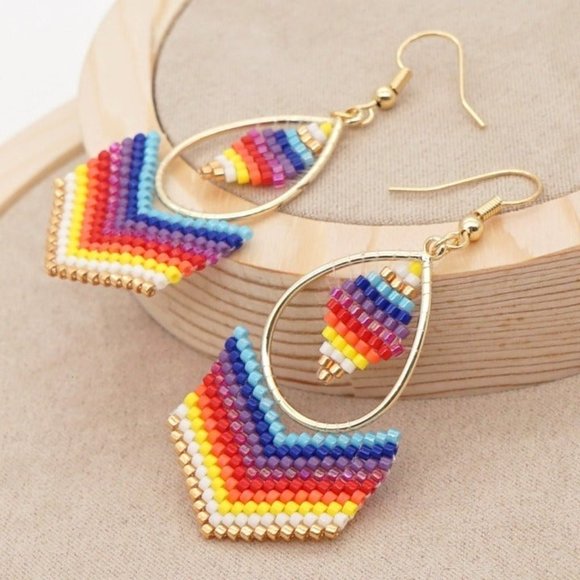 Handwoven Miyuki rice beaded boho earrings - Picture 7 of 8